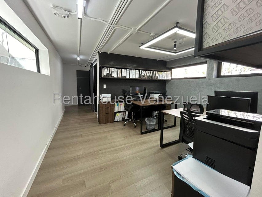 Comercial (Oficina) en Alquiler en Colinas de Bello Monte, Distrito Metropolitano - 18