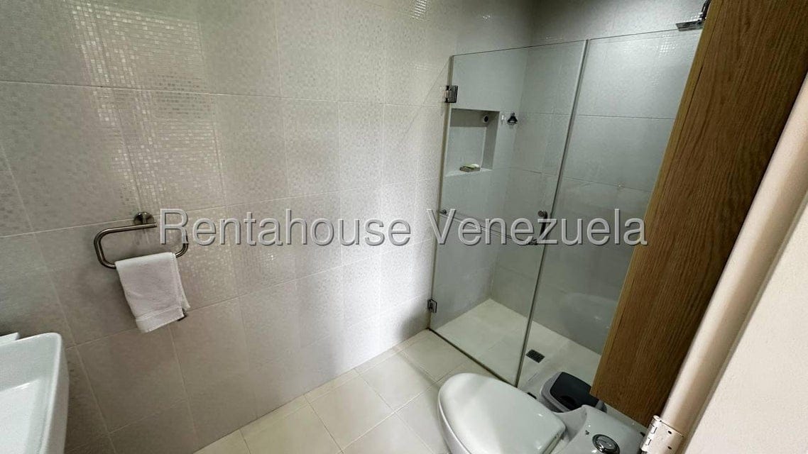 Apartamento (1 Nivel) en Venta en Bosques de la Lagunita, Distrito Metropolitano - 12