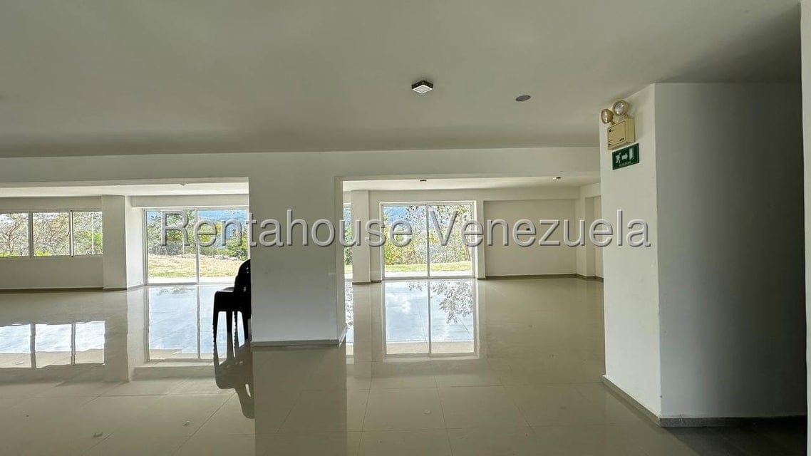 Apartamento (1 Nivel) en Venta en Bosques de la Lagunita, Distrito Metropolitano - 34