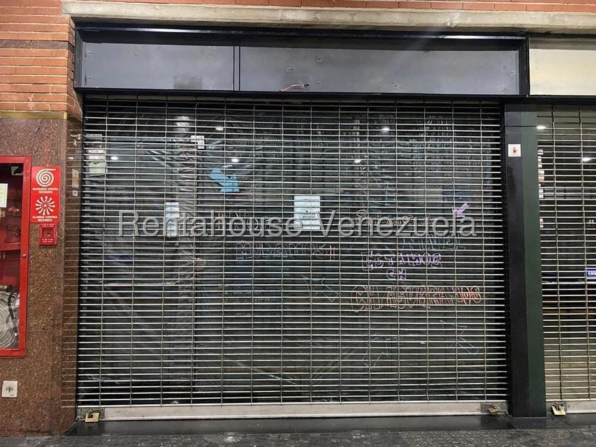 Comercial (Local Comercial) en Alquiler en La Castellana, Distrito Metropolitano - 4