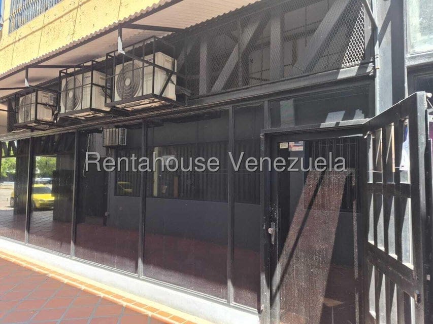 Comercial (Local Comercial) en Alquiler en Zona Industrial, Carabobo - 2