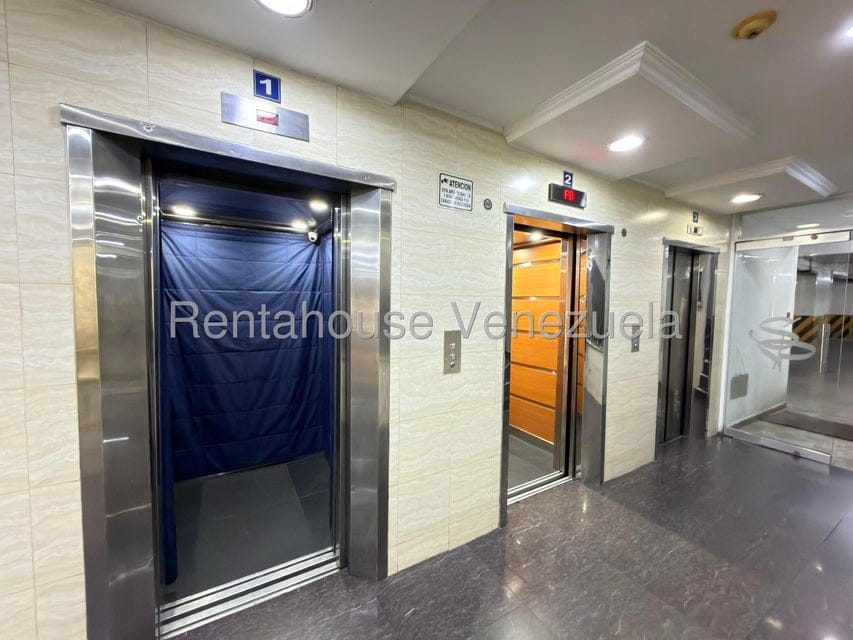 Apartamento (1 Nivel) en Venta en Zona Centro, Aragua - 4