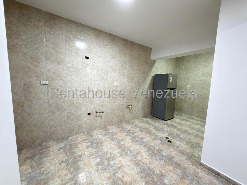 Apartamento (1 Nivel) en Venta en Zona Centro, Aragua - 10