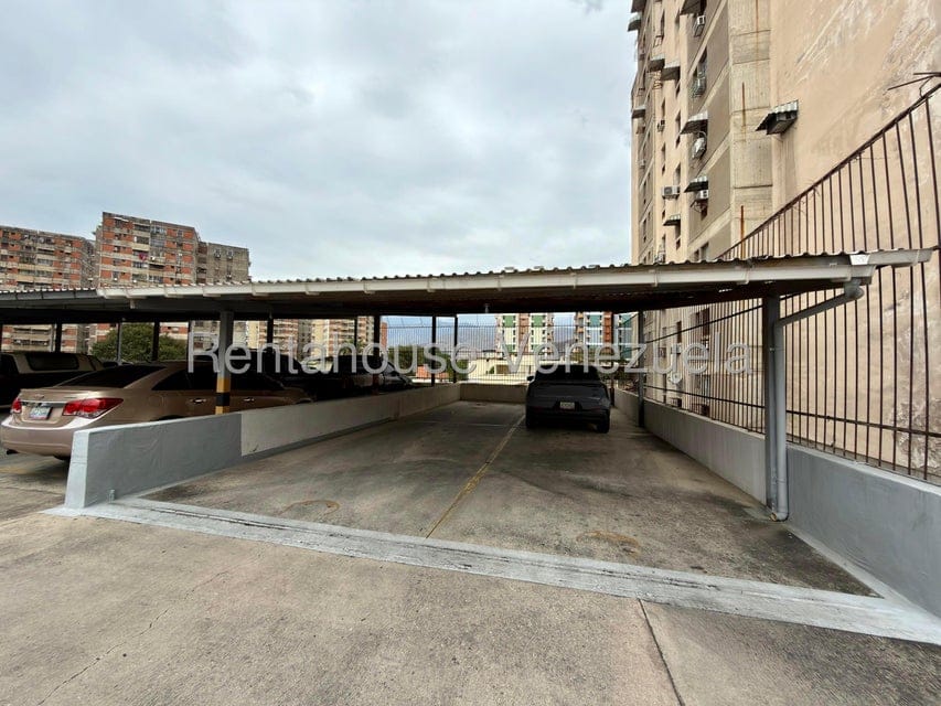 Apartamento (1 Nivel) en Venta en Zona Centro, Aragua - 37