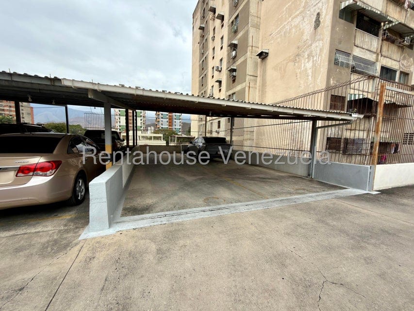 Apartamento (1 Nivel) en Venta en Zona Centro, Aragua - 38