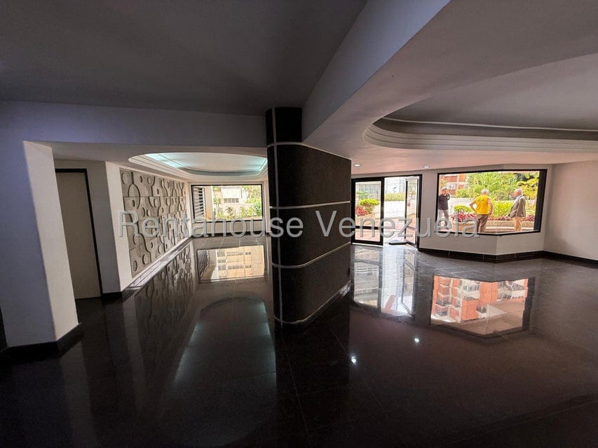 Apartamento (1 Nivel) en Venta en La Florida, Distrito Metropolitano - 21