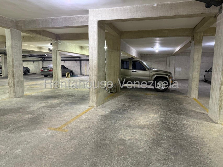 Apartamento (1 Nivel) en Venta en La Florida, Distrito Metropolitano - 22
