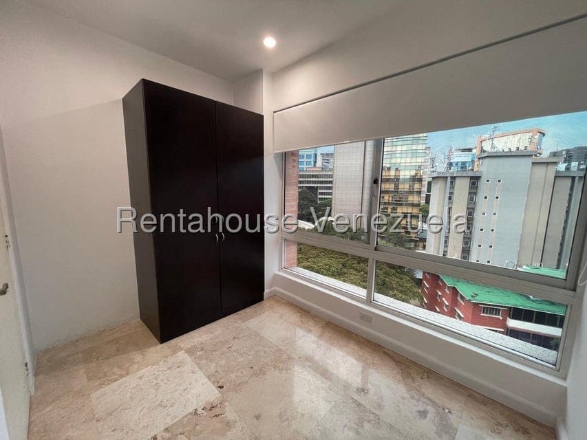 Apartamento (Duplex) en Alquiler en El Rosal, Distrito Metropolitano - 38