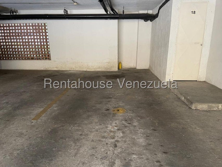 Apartamento (Duplex) en Alquiler en El Rosal, Distrito Metropolitano - 55