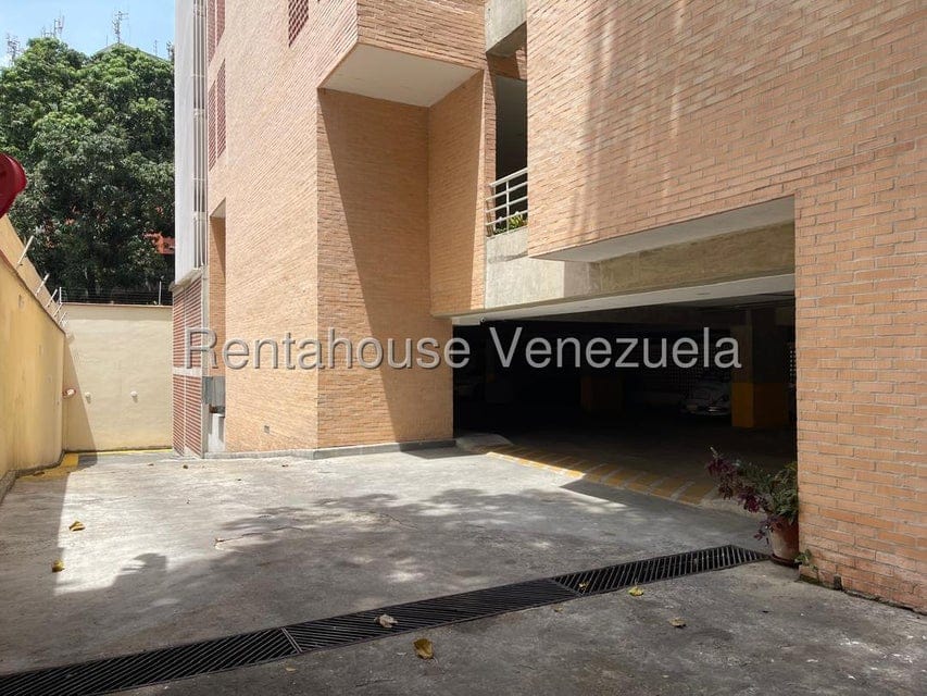 Apartamento (Duplex) en Alquiler en El Rosal, Distrito Metropolitano - 57