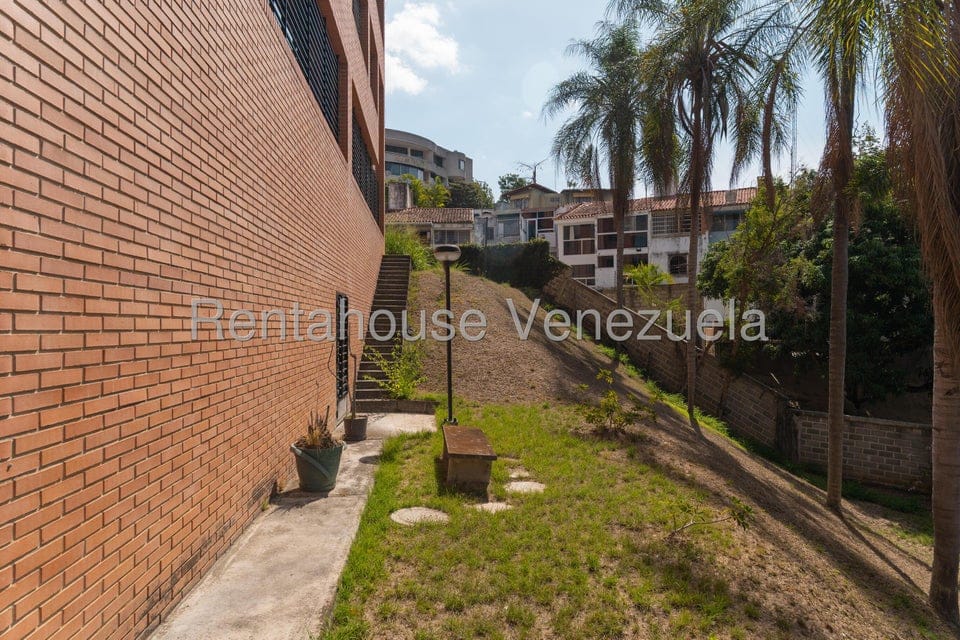 Townhouse (Multiples Niveles) en Venta en Lomas de La Trinidad, Distrito Metropolitano - 8