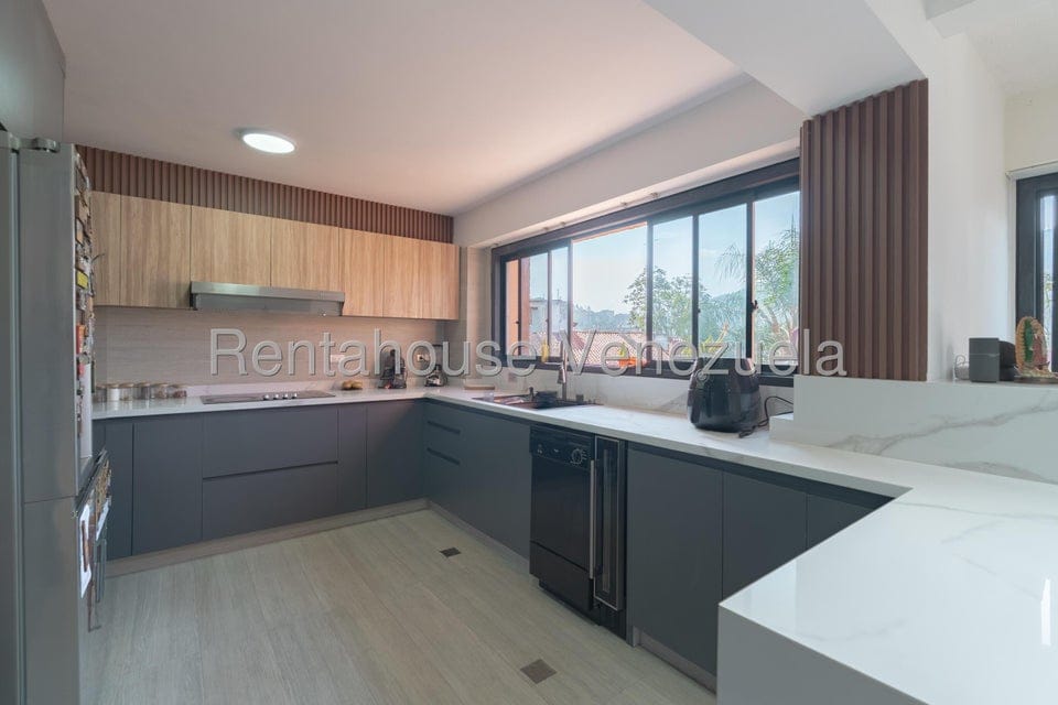 Townhouse (Multiples Niveles) en Venta en Lomas de La Trinidad, Distrito Metropolitano - 16