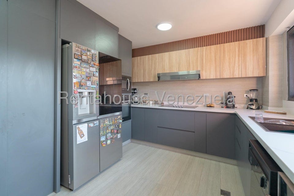 Townhouse (Multiples Niveles) en Venta en Lomas de La Trinidad, Distrito Metropolitano - 17