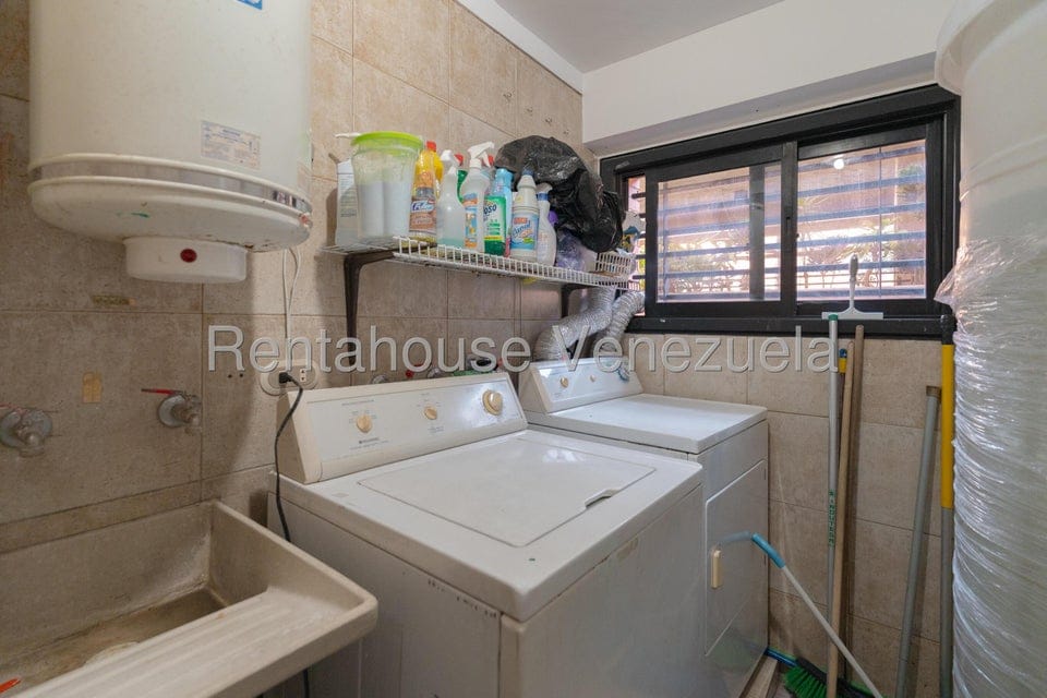 Townhouse (Multiples Niveles) en Venta en Lomas de La Trinidad, Distrito Metropolitano - 20