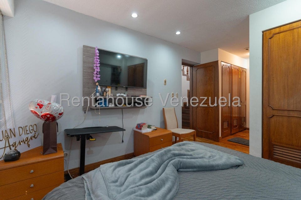 Townhouse (Multiples Niveles) en Venta en Lomas de La Trinidad, Distrito Metropolitano - 33