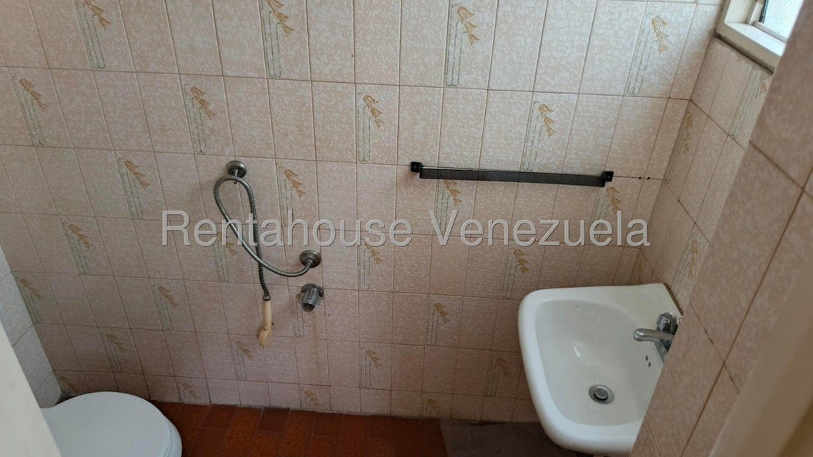 Apartamento (1 Nivel) en Venta en Los Palos Grandes, Distrito Metropolitano - 30