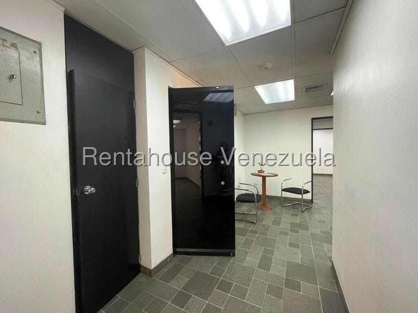 Comercial (Oficina) en Venta en Los Samanes, Distrito Metropolitano - 21
