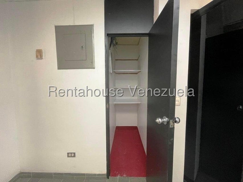 Comercial (Oficina) en Venta en Los Samanes, Distrito Metropolitano - 22