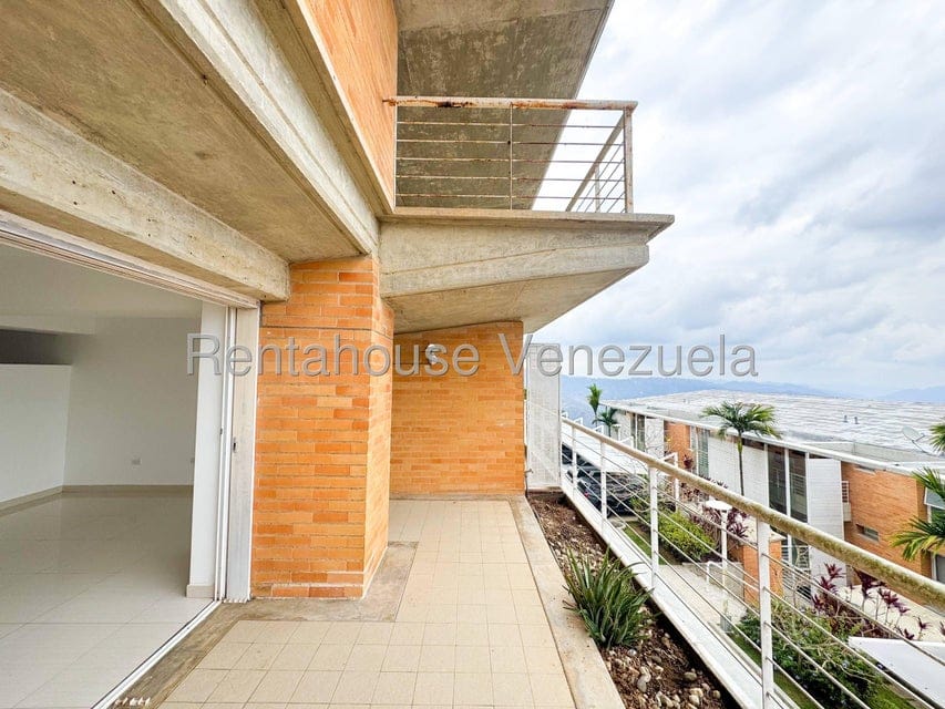 Apartamento (Duplex) en Venta en Alto Hatillo, Distrito Metropolitano - 56