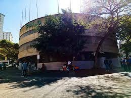 JCC- SE ALQUILA ILUMINADA OFICINA UBICADA EN EL CENTRO COMERCIAL PALO VERDE