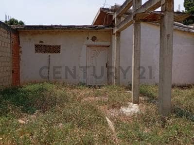 Century 21 La Coromoto Realty Vende Inmueble Comercial Sierra Maestra - Zulia
