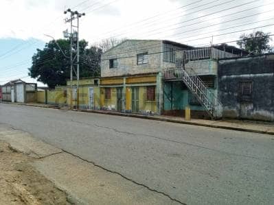 Terreno casa y negocio comercial - isla de Margarita
