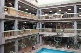 JCC- SE ALQUILA ILUMINADA OFICINA UBICADA EN EL CENTRO COMERCIAL PALO VERDE - 3