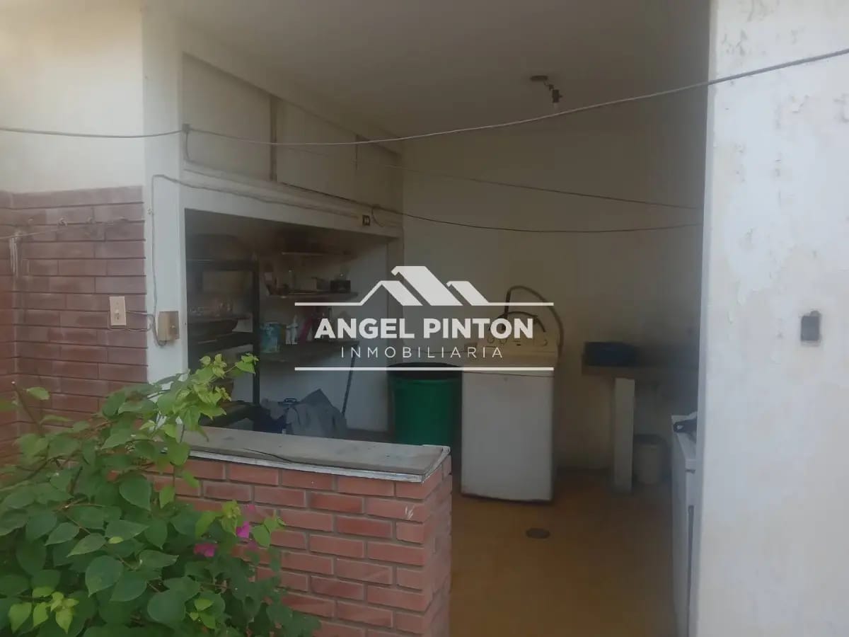 CASA COMERCIAL VENTA BELLAS ARTES MARACAIBO VENEZUELA API 8998 - 5