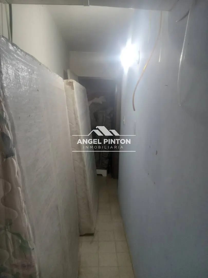 CASA COMERCIAL VENTA BELLAS ARTES MARACAIBO VENEZUELA API 8998 - 11