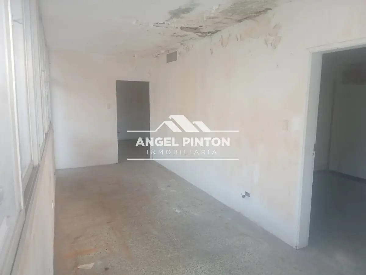 CASA COMERCIAL VENTA BELLAS ARTES MARACAIBO VENEZUELA API 8998 - 14