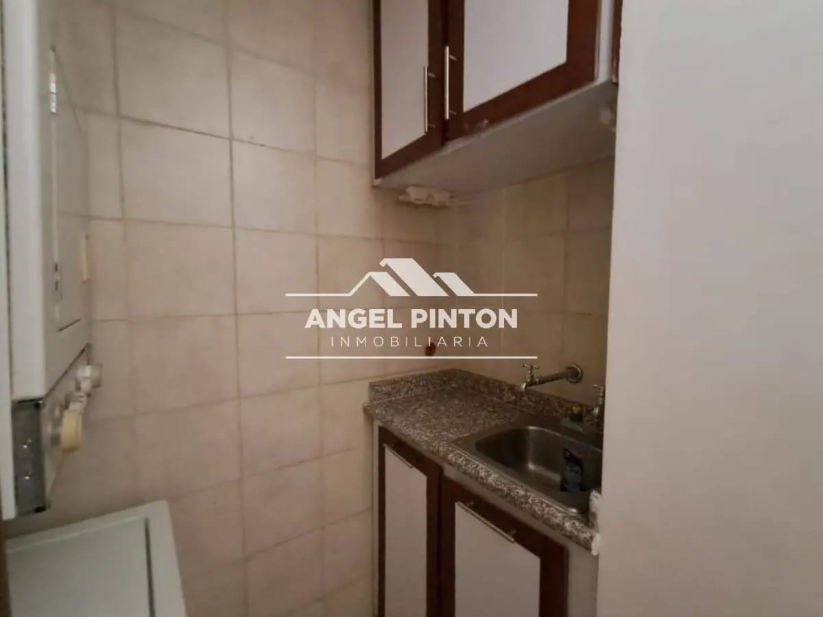 APARTAMENTO ALQUILER AV BELLA VISTA MARACAIBO VENEZUELA API 9038