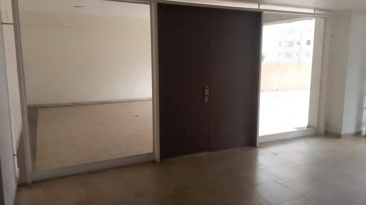 Excelente Inmueble Totalmente Remodelado - 6