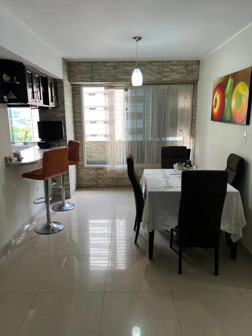 Excelente Inmueble Totalmente Remodelado - 10