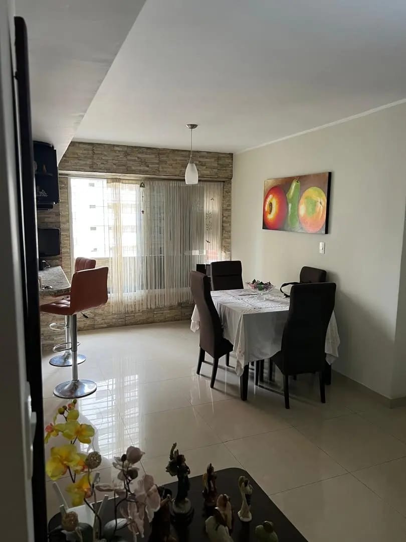 Excelente Inmueble Totalmente Remodelado - 12