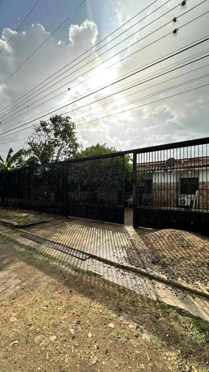 Se vende quinta de 500m2 - 26