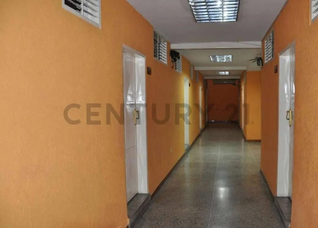 En venta hotel con edificio multiproposito - 8