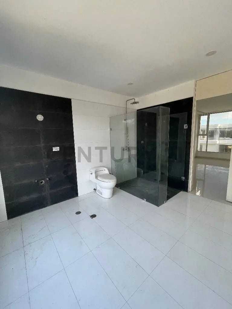 Venta de Townhouse Conjunto Residencial Los Robles, Alto Barinas Norte - 8