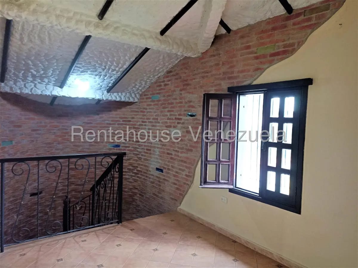 Magnífica casa en venta Urbanización Club de Campo, San Antonio de Los Altos - 8