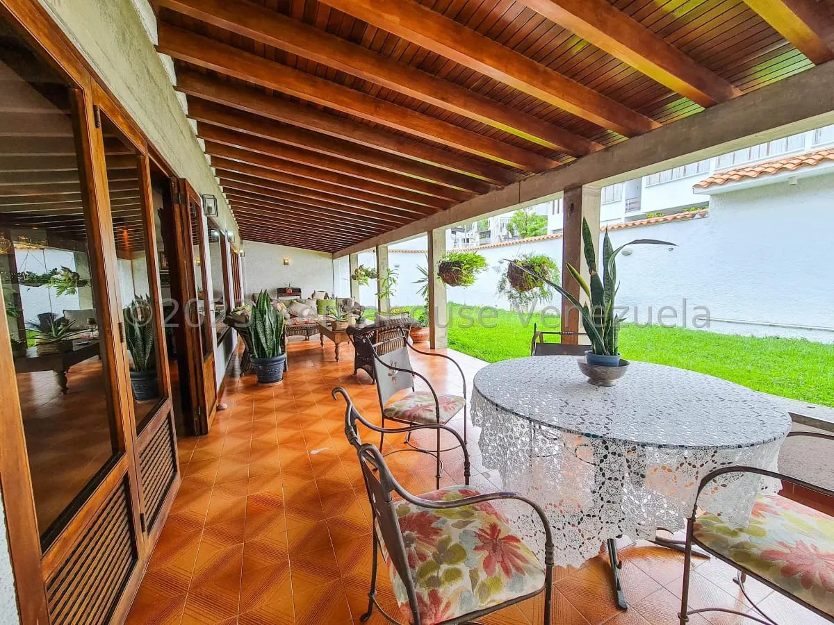 Hermosa Casa En Venta El Marques, Calle Cerrada Con Vigilancia. Jardín Y Una Terraza, parrillera - 14