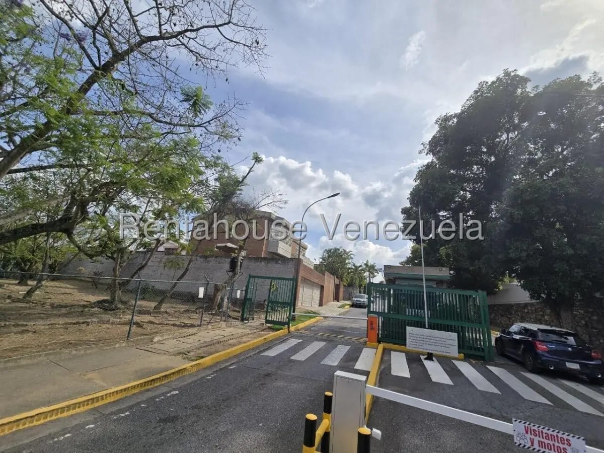 Amplio Apartamento En Venta Los Samanes. Ph Dúplex, Estupenda Terraza Con Parrillera - 2