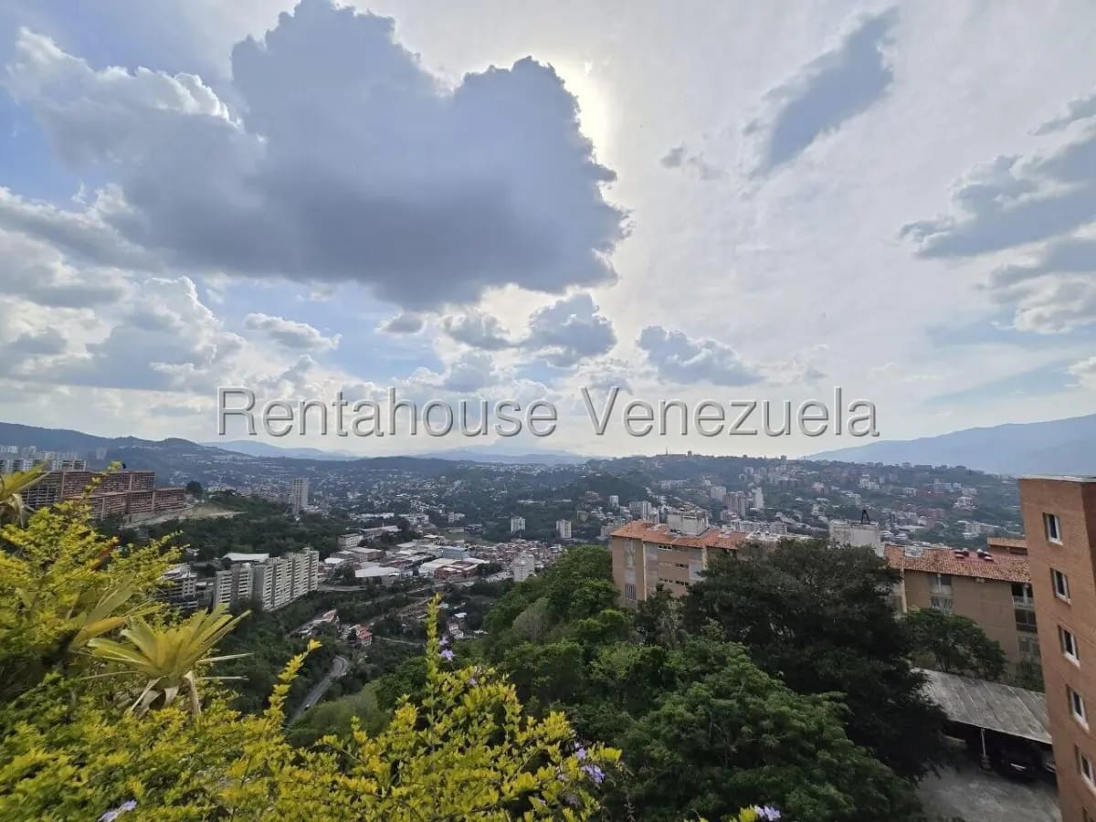 Amplio Apartamento En Venta Los Samanes. Ph Dúplex, Estupenda Terraza Con Parrillera - 3