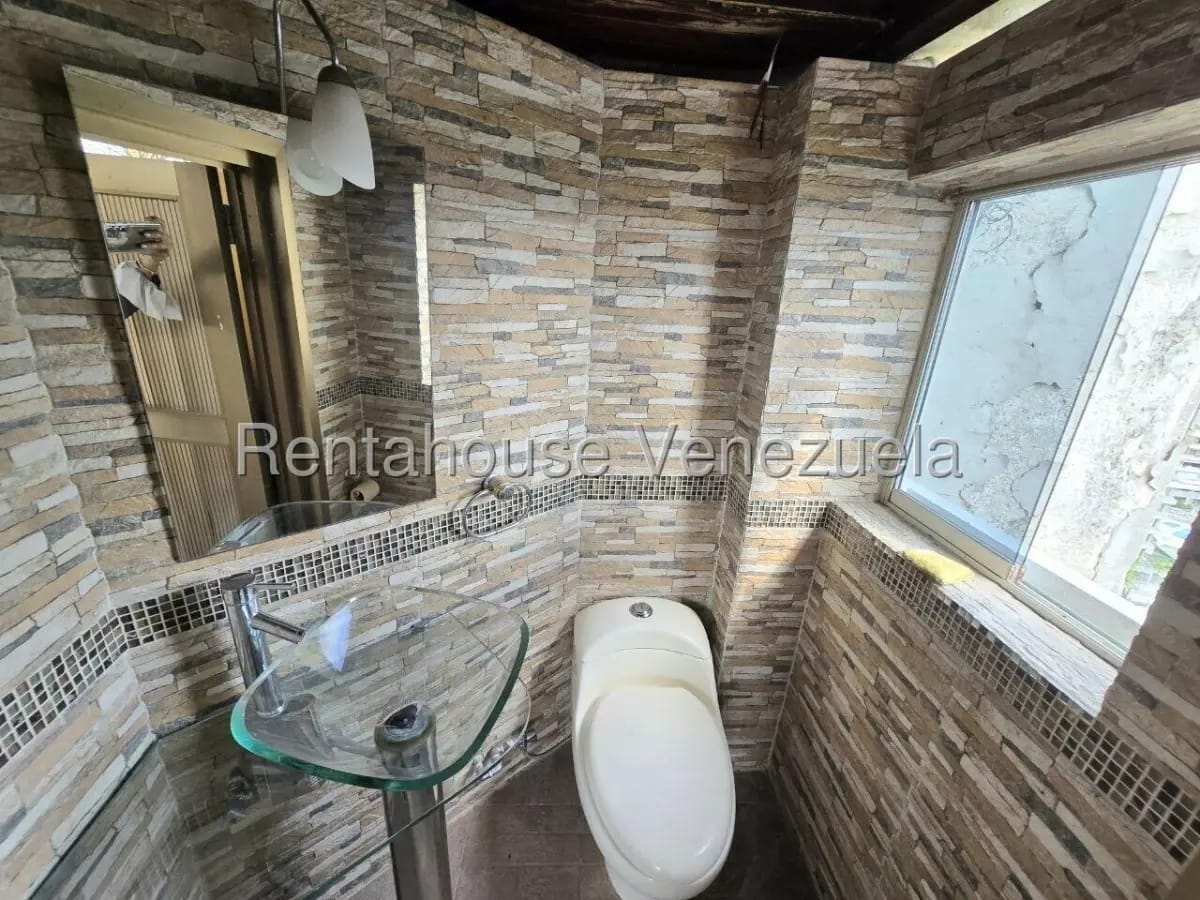 Amplio Apartamento En Venta Los Samanes. Ph Dúplex, Estupenda Terraza Con Parrillera - 4