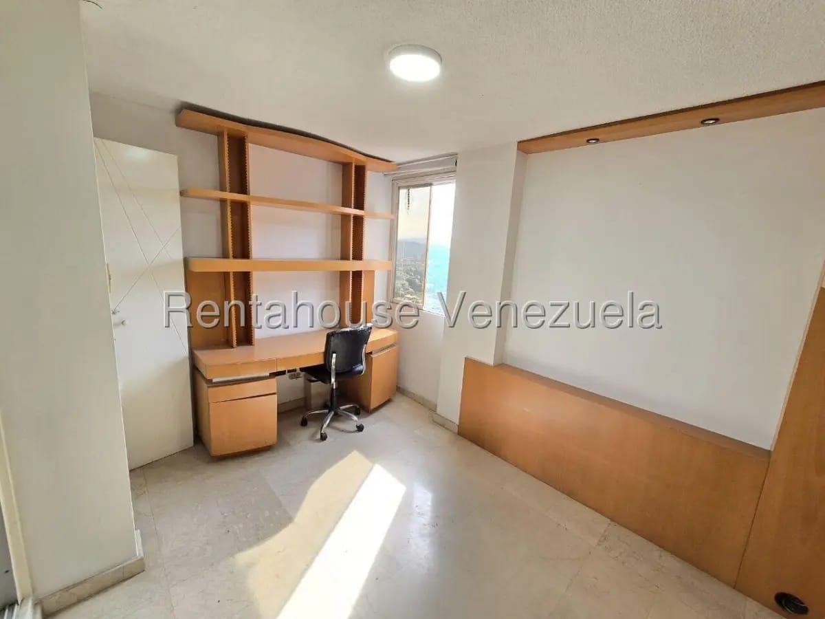 Amplio Apartamento En Venta Los Samanes. Ph Dúplex, Estupenda Terraza Con Parrillera - 12