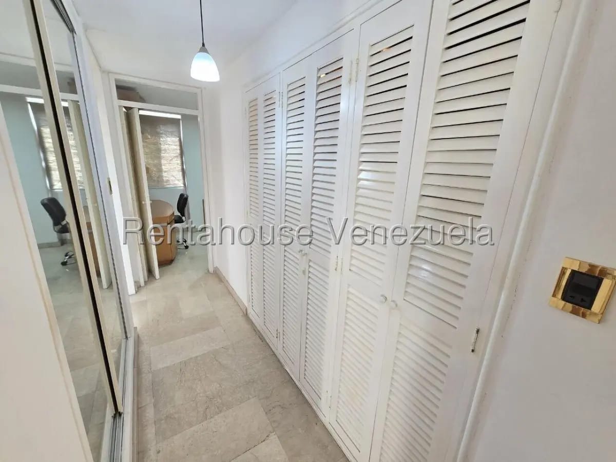 Amplio Apartamento En Venta Los Samanes. Ph Dúplex, Estupenda Terraza Con Parrillera - 15