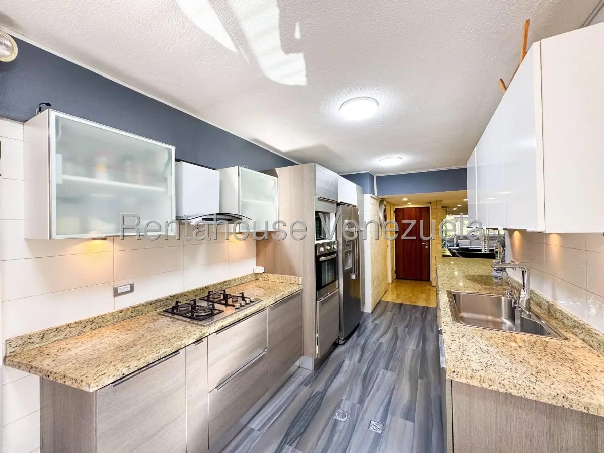 Espacioso Apartamento Ph En Santa Eduvigis, Totalmente Amoblado. Vista Al Ávila - 5