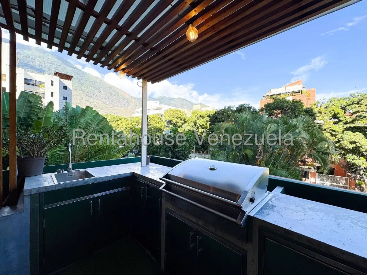 Espacioso Apartamento Ph En Santa Eduvigis, Totalmente Amoblado. Vista Al Ávila - 10