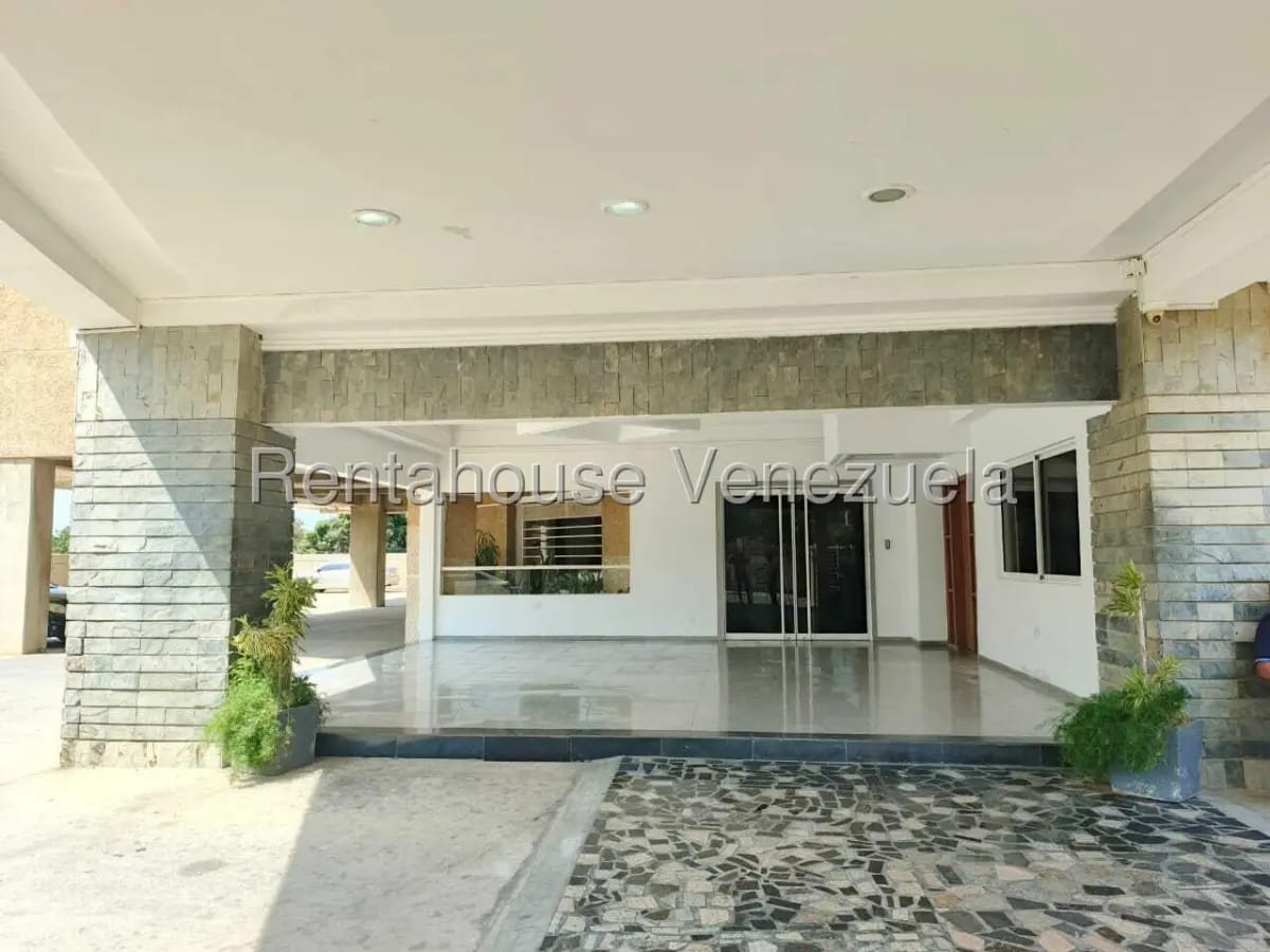 APARTAMENTO EN ALQUILER - 3