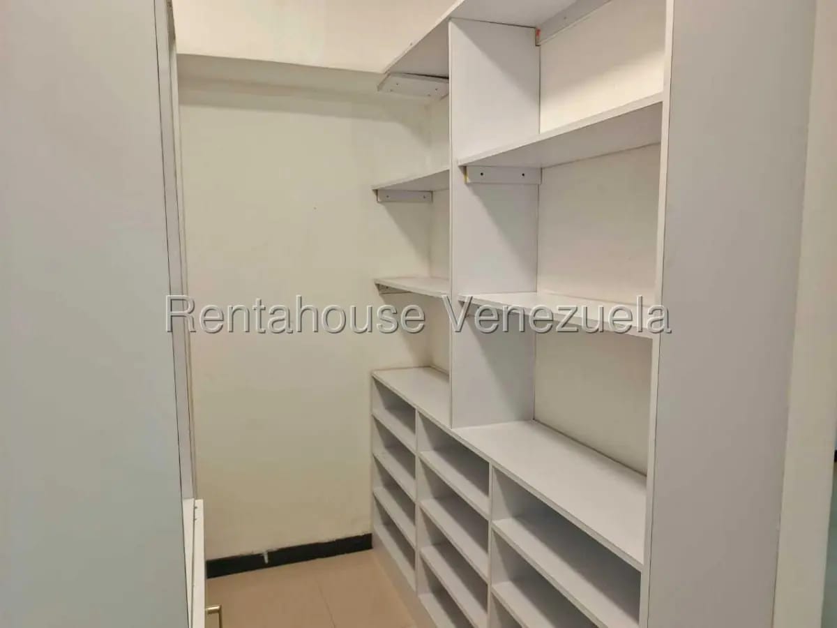 APARTAMENTO EN ALQUILER - 5
