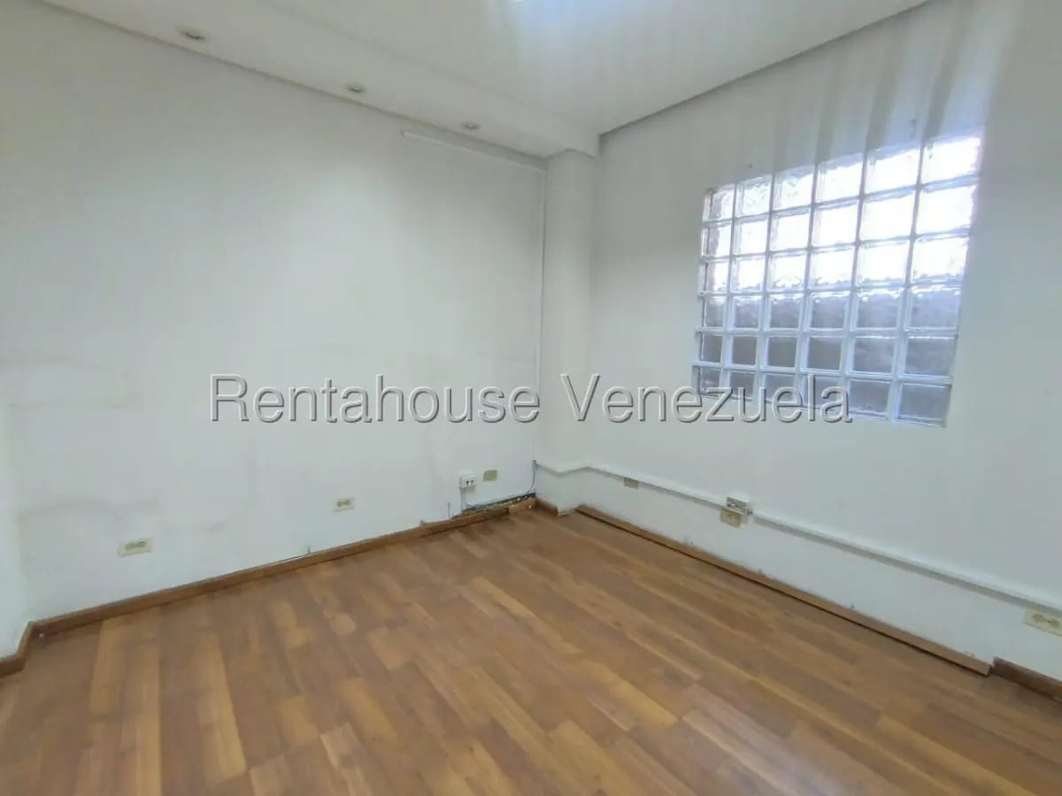 LOCAL EN VENTA - 4