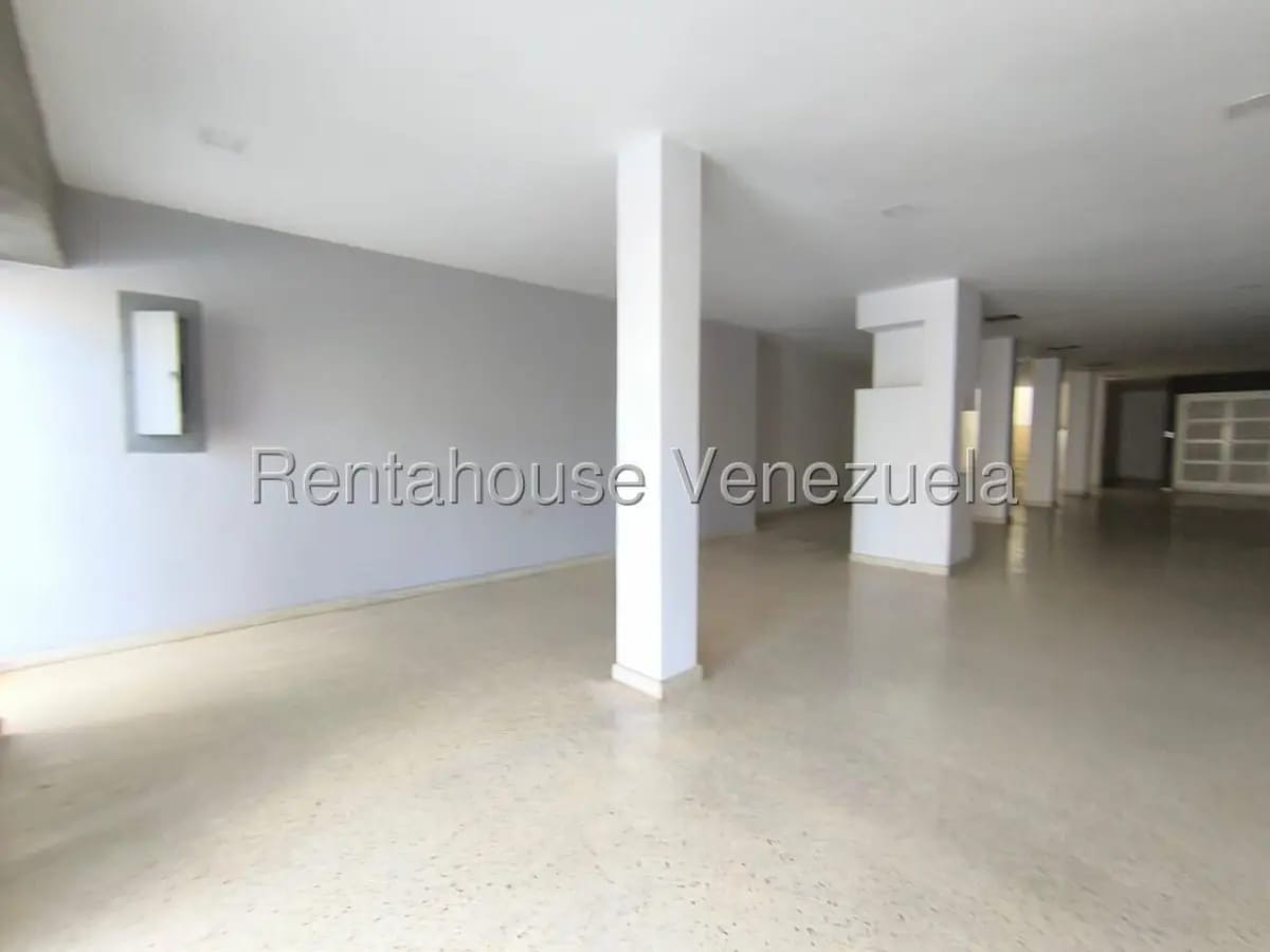 LOCAL EN VENTA - 13